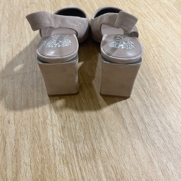 NWT Vince Camuto VC-Hamden Truffle Taupe Suede Slingback Pump 7.5 - Picture 5 of 12
